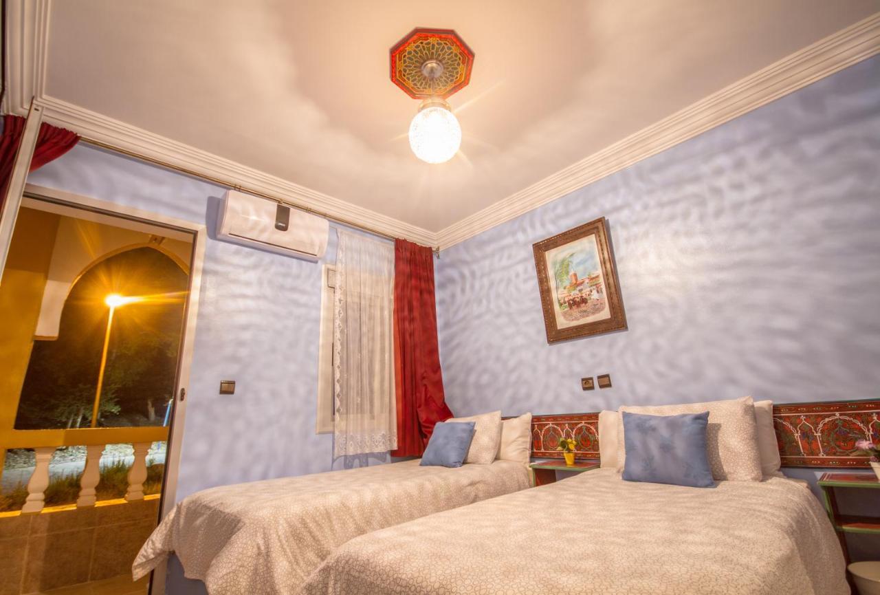 Hotel Tarek شفشاون المظهر الخارجي الصورة