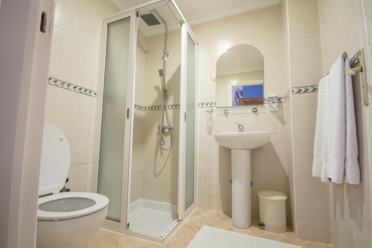 Hotel Tarek شفشاون المظهر الخارجي الصورة