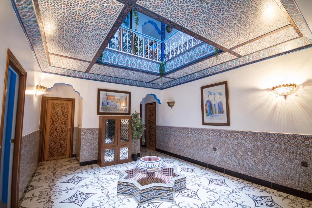 Hotel Tarek شفشاون المظهر الخارجي الصورة