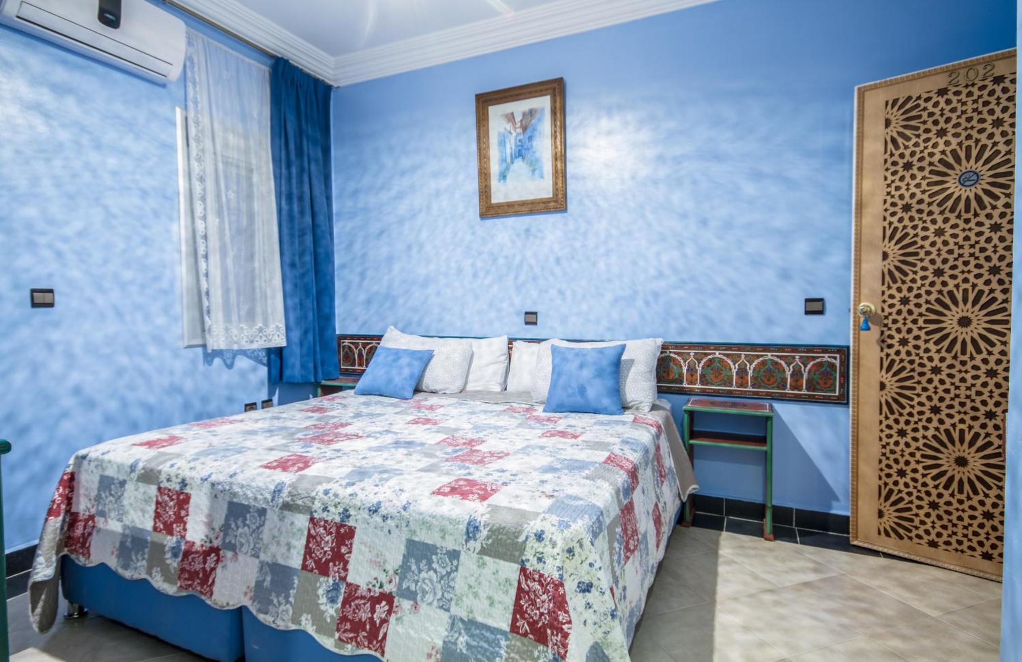 Hotel Tarek شفشاون المظهر الخارجي الصورة