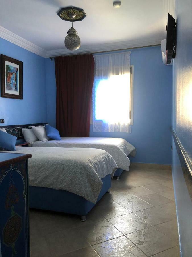 Hotel Tarek شفشاون المظهر الخارجي الصورة
