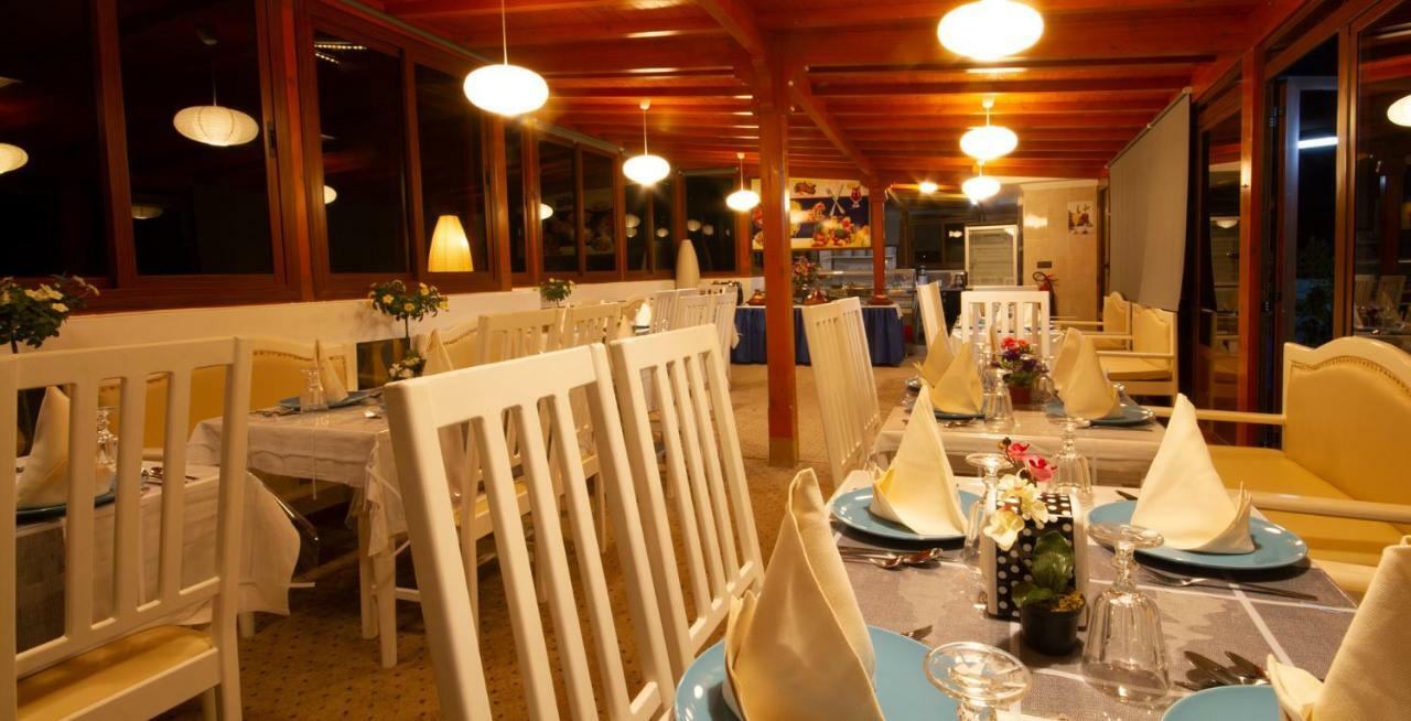 Hotel Tarek شفشاون المظهر الخارجي الصورة