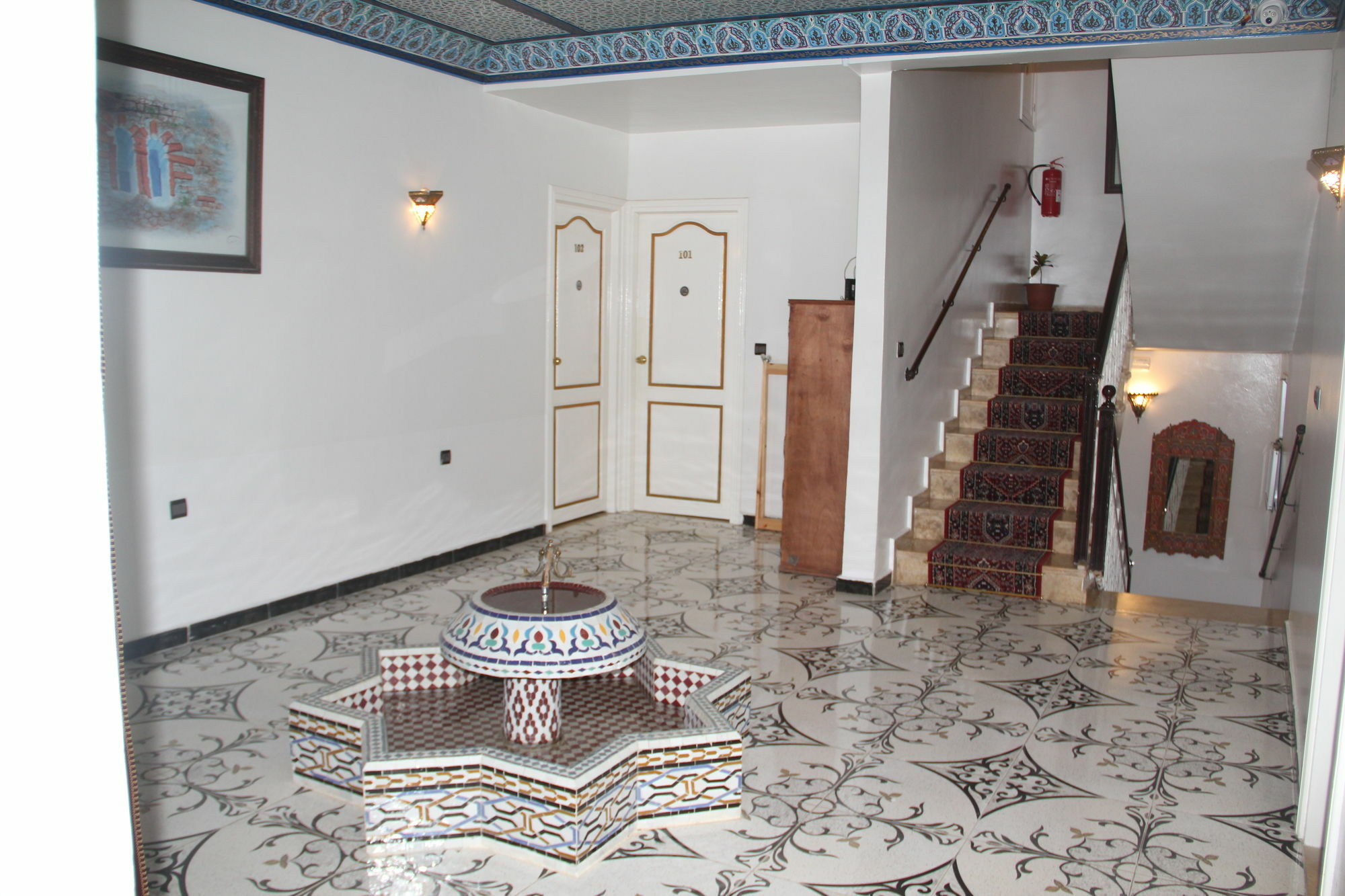 Hotel Tarek شفشاون المظهر الخارجي الصورة